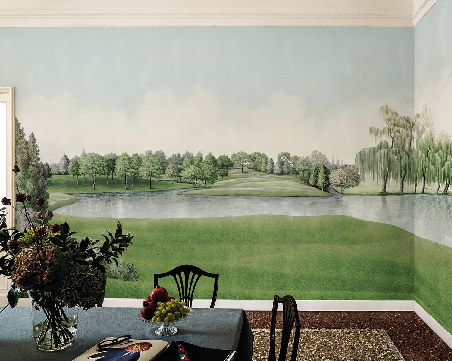 La Pelouse Royale — Room Scene 1