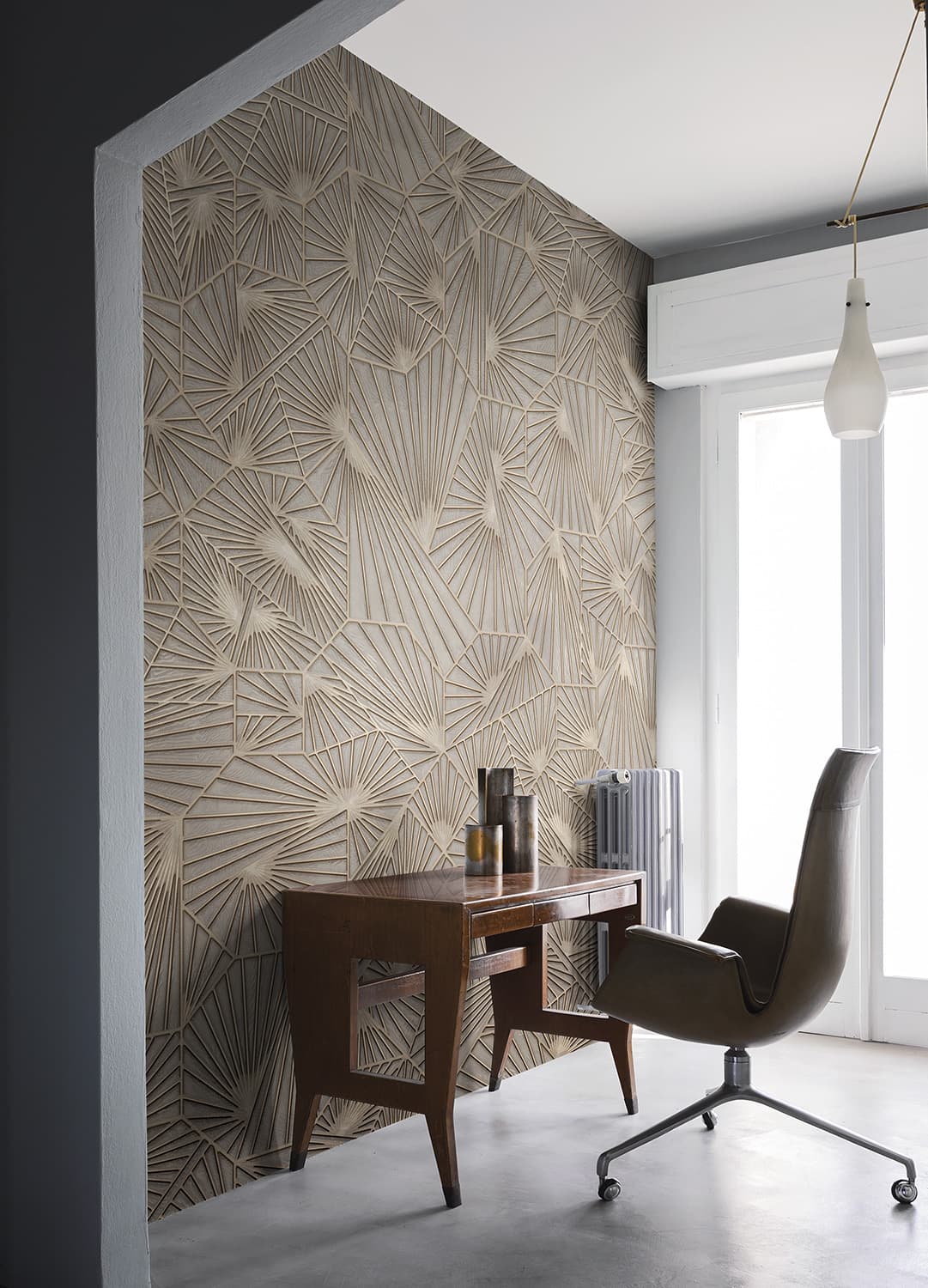 Intollerhandy by Riccardo Zulato, in a room