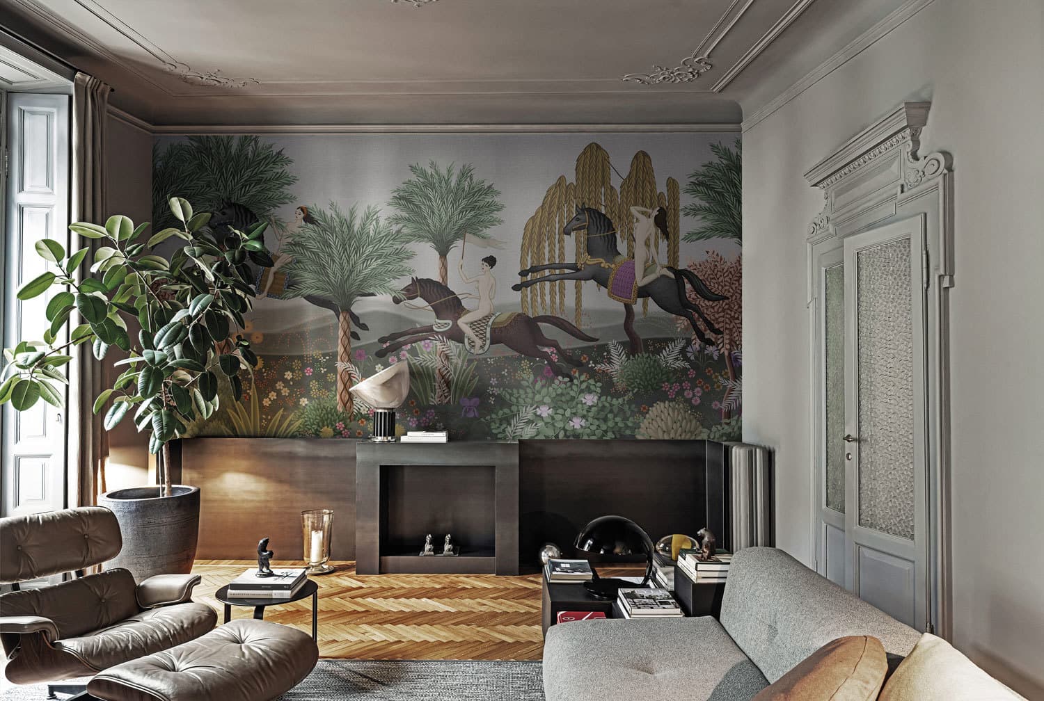 La Course by Tale Books, in a room