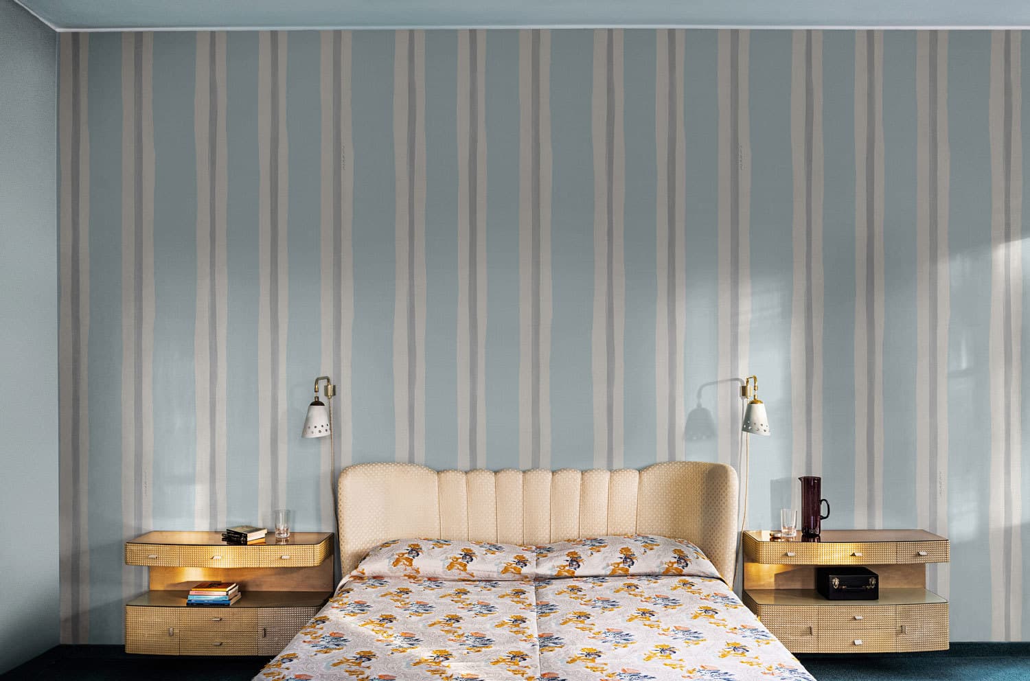 Nostalgia wallpaper, room scene 4