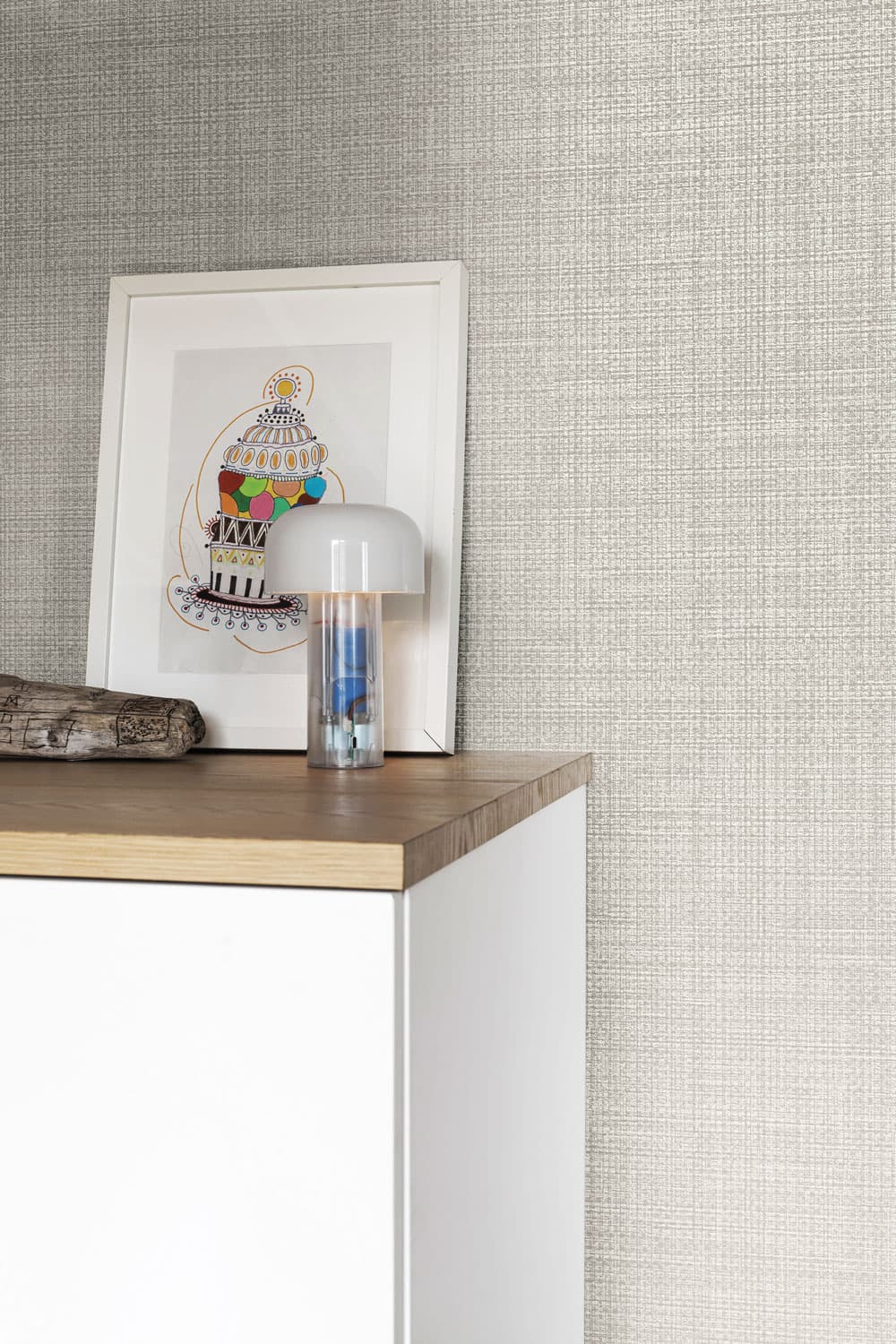 Madrid wallpaper, room scene 2