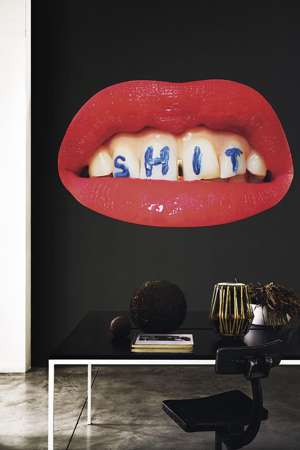 WASH YOUR MOUTH wallpaper, room scene 5
